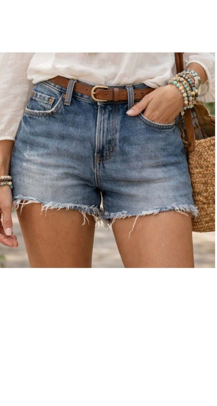 Amuse Society Dark wash Denim Cutoff Shorts Size 26 summer Boho Festival Y2K NWT